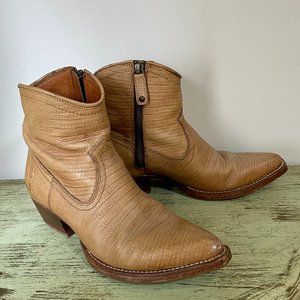 Frye Sacha Short Cowboy Bootie | 6.5 | Tan Leather